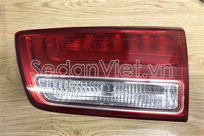 Đèn hậu trong phải 92406A9110