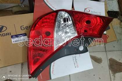 Đèn hậu 924111R230