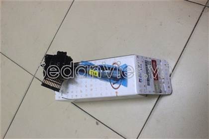 Công tắc gạt mưa 3 tốc độ Kia Morning 2010-2011