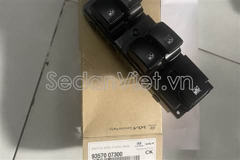 Công tắc lên xuống kính tổng 9357007300
