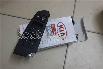 Công tắc lên xuống kính tổng có Auto 935701M110WK