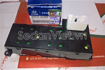 Công tắc lên xuống kính tổng 935702L020