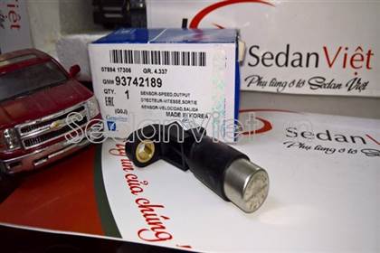 Cẩm biến đầu ra hộp số tự động 93742189