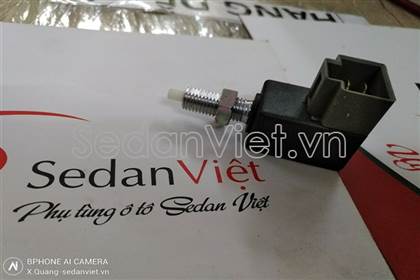 Công tắc chân phanh 938104DR0AQQH