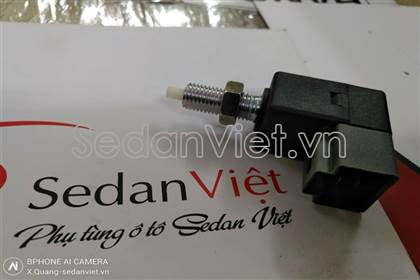 Công tắc chân phanh 938104DR0AQQH