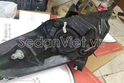 Vỏ đèn pha trái 94533131
