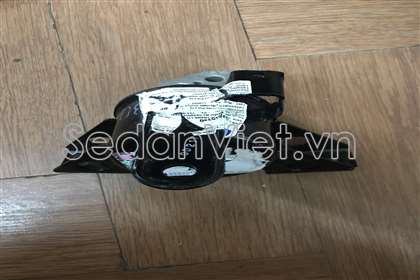 Chân treo đầu hộp số 94540780