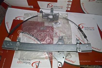 Compa nâng hạ kính cánh cửa sau trái - 94567374