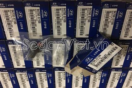 Cảm biến báo dầu động cơ 9475037100