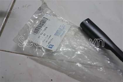 Tay cần gạt mưa 94771076