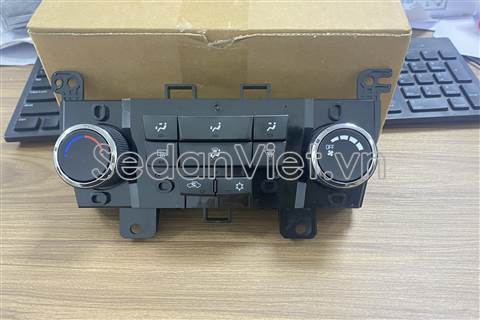 Cụm công tắc điều khiển điều hòa 95017054