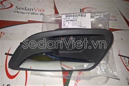 Tay mở cửa trong trước 95186075