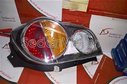 Đèn hậu phải 95214444