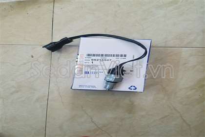 Công tắc đèn lùi 95216947