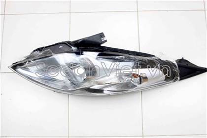 Vỏ đèn pha trái 95281479