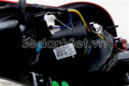Đèn hậu phải 95392475