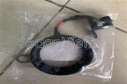 Cảm biến ABS sau phải 956813J000