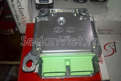 Hộp điều khiển túi khí 95910A9100