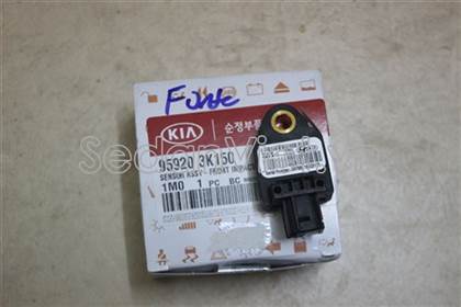 Cảm biến kích nổ túi khí 959203K150