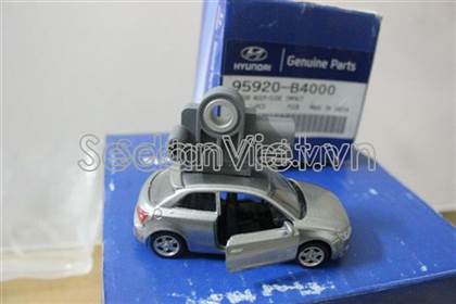 Cảm biến kích nổ túi khí 95920B4000
