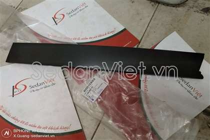 Ốp cánh cửa ngoài
