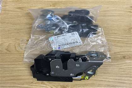 Ổ khóa ngậm cánh cửa trước 96272643