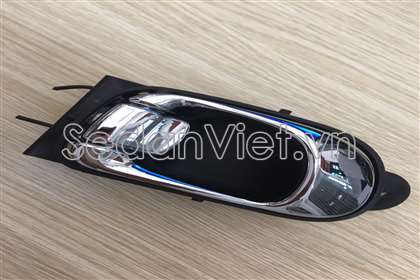 Tay mở cửa trong trước Chevrolet Vivant 2008