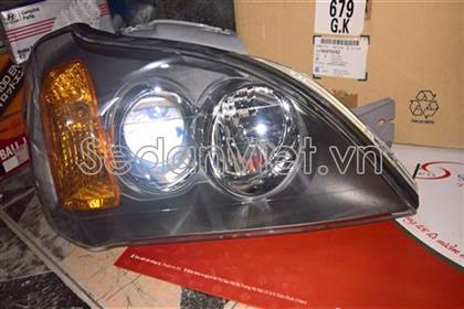 Vỏ đèn pha phải 96470092