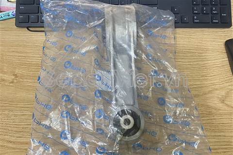 Chân máy giữa bắt hộp số 96503032