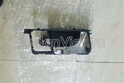 Tay mở cửa trong trước phải Daewoo Lacetti MAX 2003