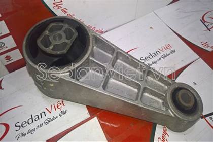 Chân treo hộp số hình số 8 96550261