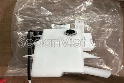 Bình nước rửa kính không cổ đổ nước 96627002