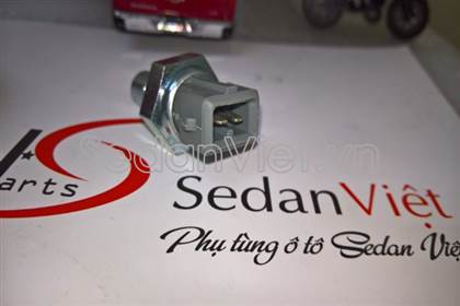 Cảm biến nhiệt độ nước lắp thân máy 96815490P