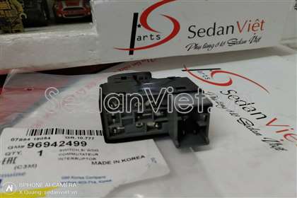 Công tắc lên xuống kính cánh cửa 96942499