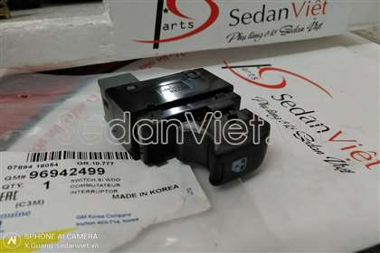 Công tắc lên xuống kính cánh cửa 96942499