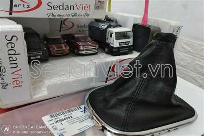 Chụp bụi cần đi số Chevrolet Cruze 2009-2012