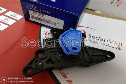 Motor mở cửa gió điều hòa trong xe 971593K000