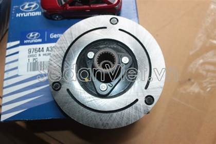 Ly hợp lốc điều hòa 97644A3000