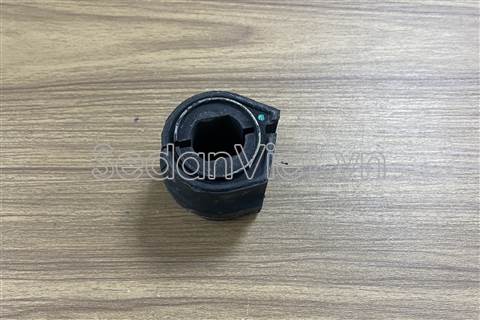 Cao su ốp cân bằng trước 9804834381