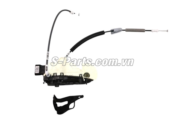 Ổ khóa ngậm cánh cửa trước 9815121980