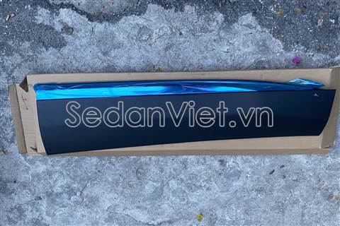 Nẹp thành cánh cửa trước