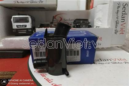 Bơm nước rửa kính không gạt mưa sau 985101C000
