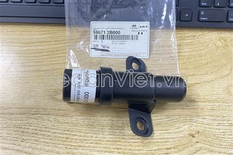 Vòi phun nước rửa đèn pha Hyundai Santafe 2010-2012