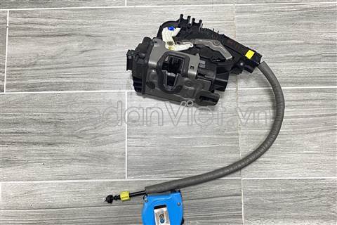 Ổ khóa ngậm cánh cửa A0997206301