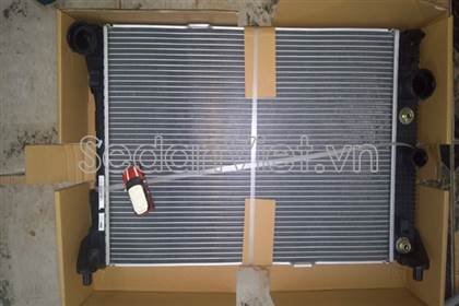 Két nước Mercedes-benz GLK280 2009-2011