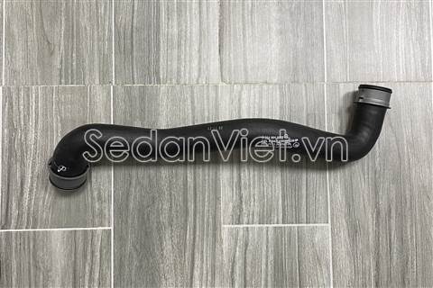 Ống nước trên A2045012582