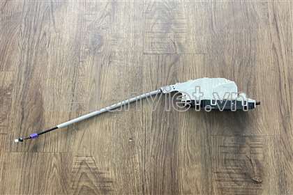 Ổ khóa ngậm cánh cửa trước A2047200335