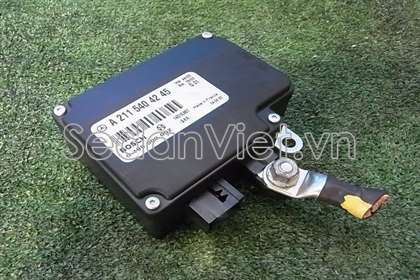 Hôp điều khiển điện nạp ắc quy Mercedes-benz E240 2009-2011