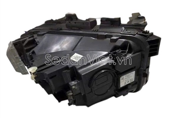 Vỏ đèn pha trái A2479063700