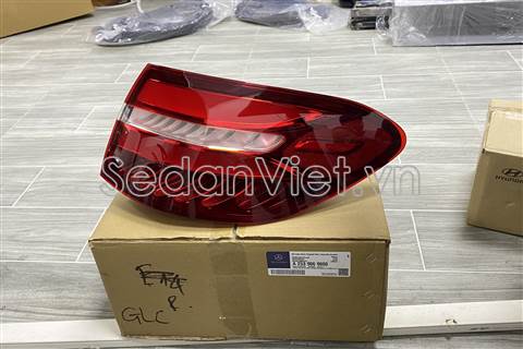 Đèn hậu ngoài phải Mercedes-benz GLC250 2015-2019